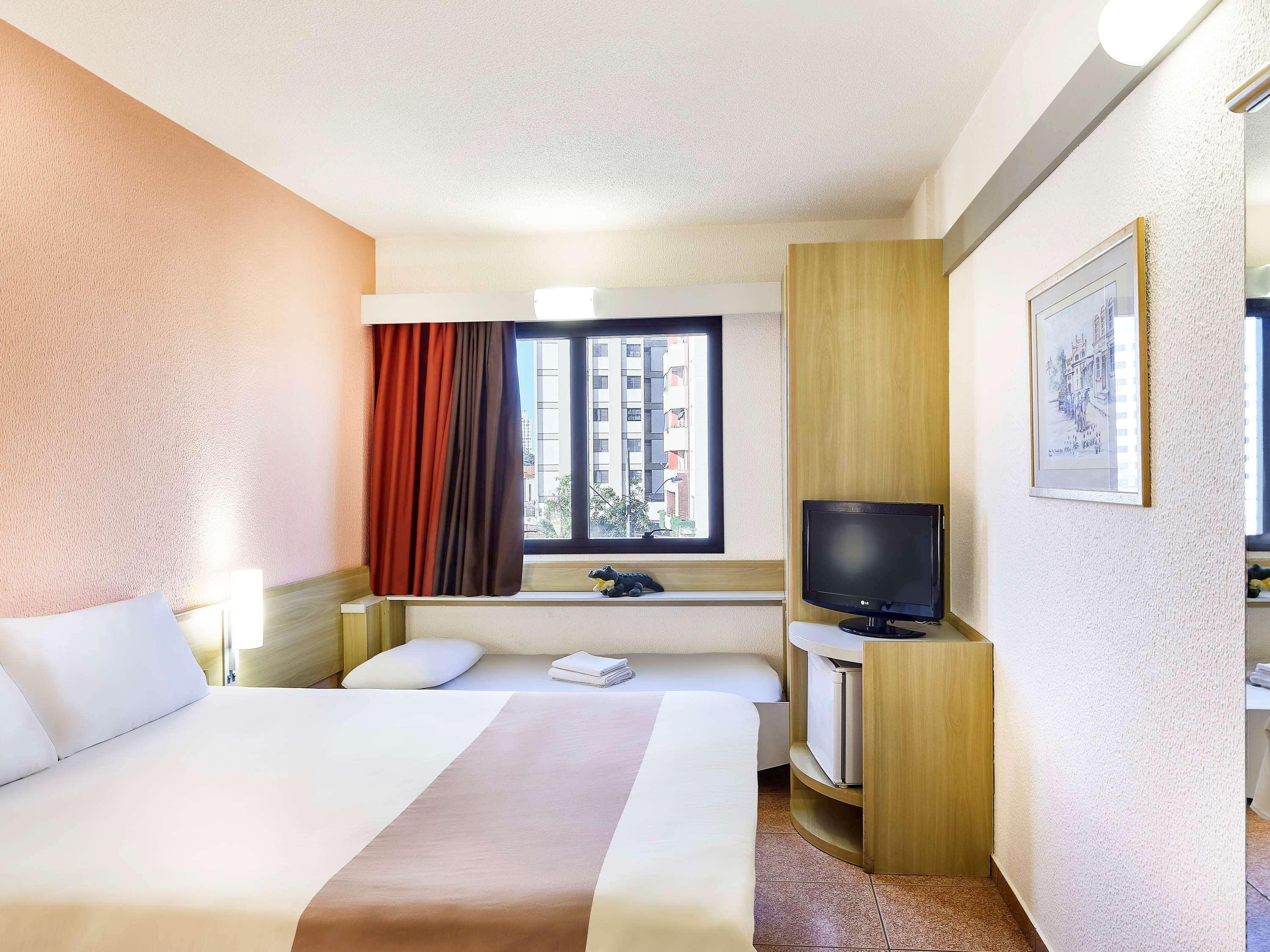 Ibis Taubate Hotel ภายนอก รูปภาพ