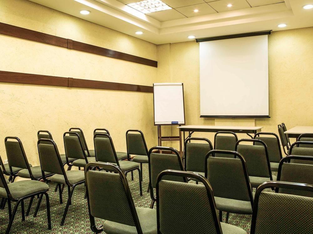 Ibis Taubate Hotel ภายนอก รูปภาพ