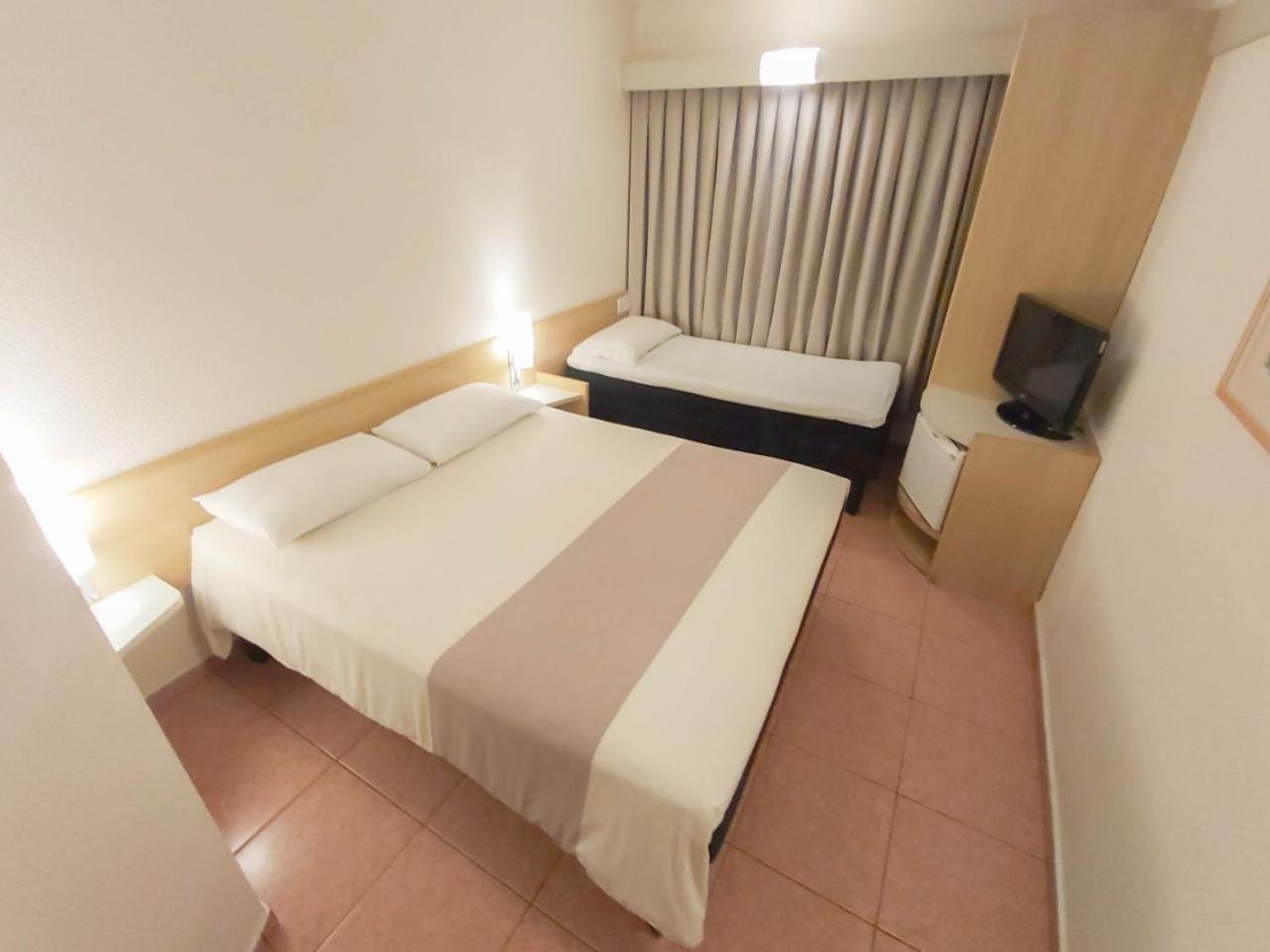 Ibis Taubate Hotel ภายนอก รูปภาพ